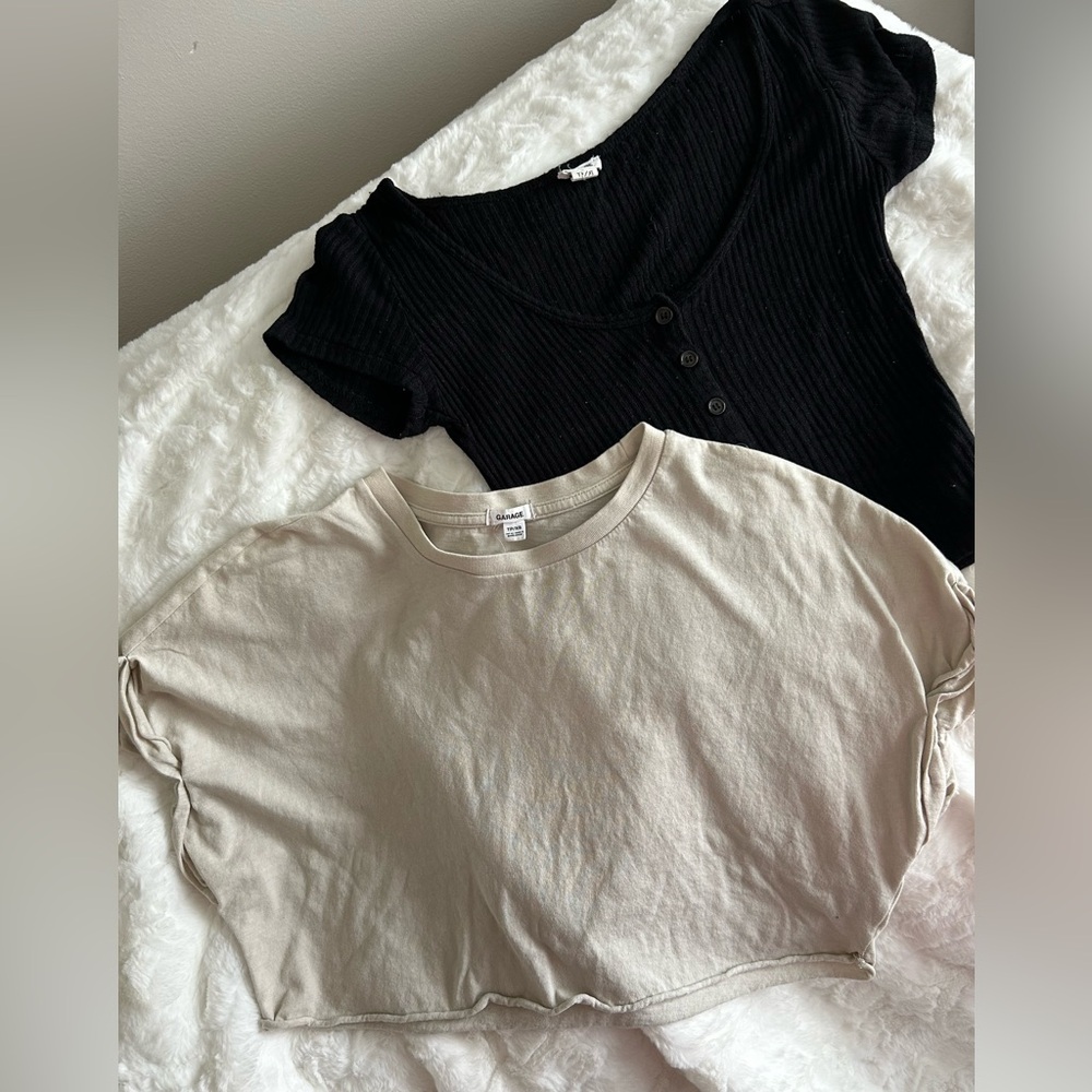 Lot of 2 shirts Garage cream cropped and black button top